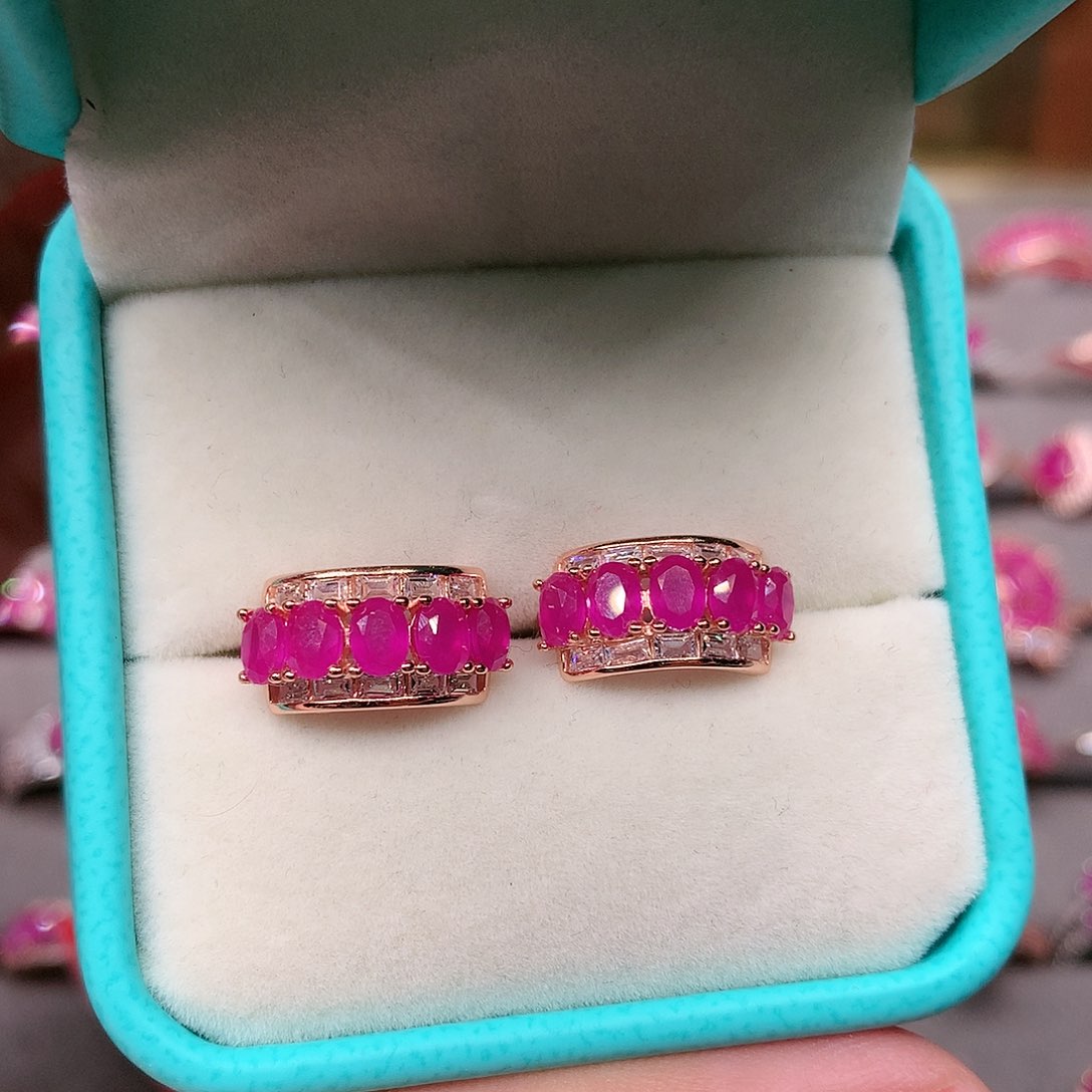 红宝石耳饰银S925镶嵌