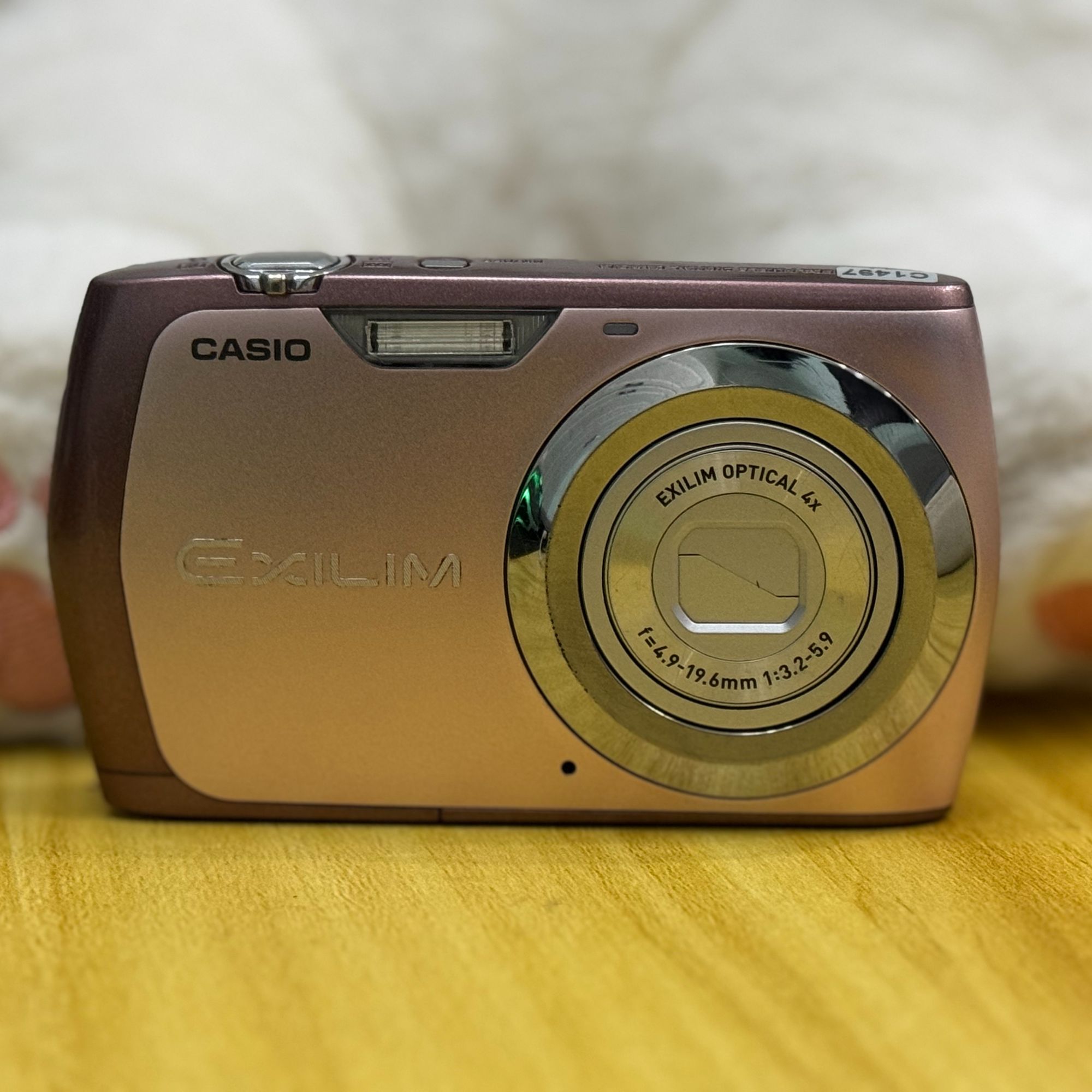 95新 Casio/卡西欧 爆款95新卡西欧S9复古冷白出片神器