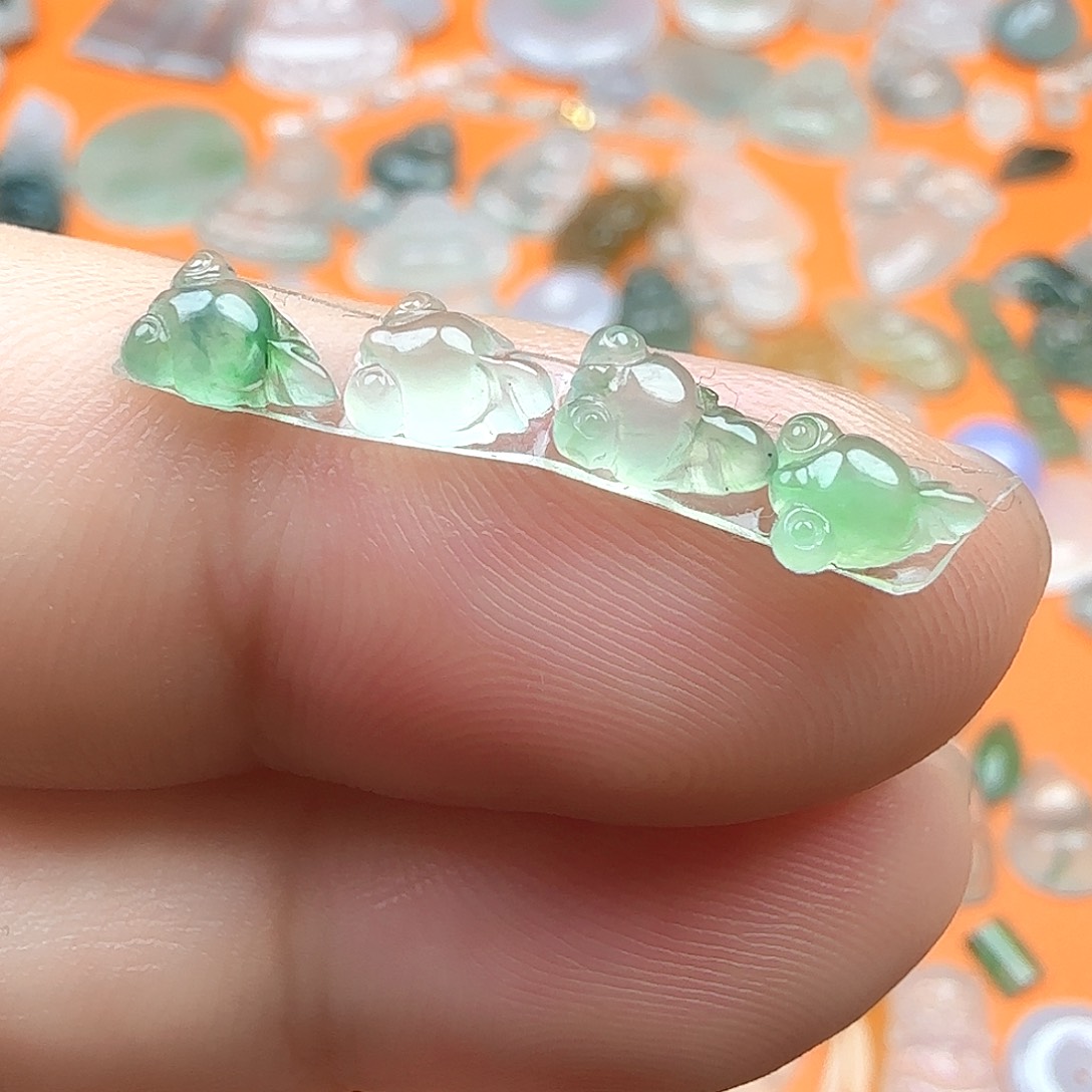 定制翡翠未镶嵌翡翠