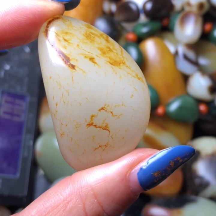 和田玉未镶嵌珠宝奇石