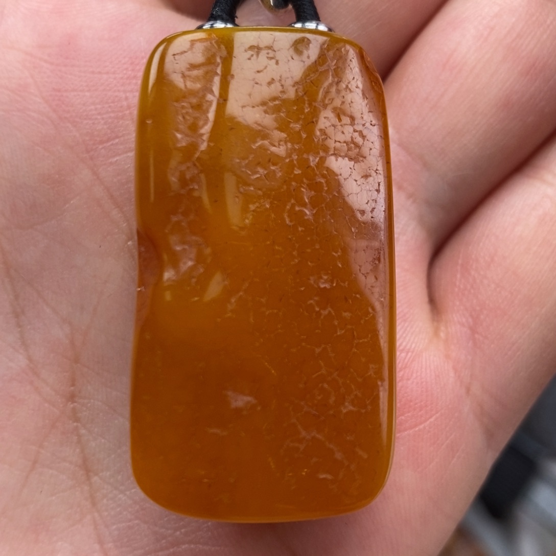 琥珀吊坠(赠链)未镶嵌