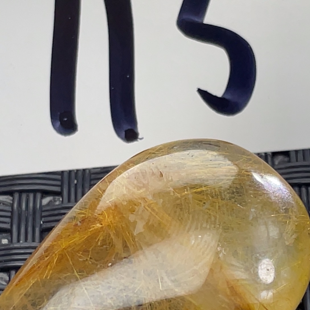 水晶水晶吊坠未镶嵌玉****?