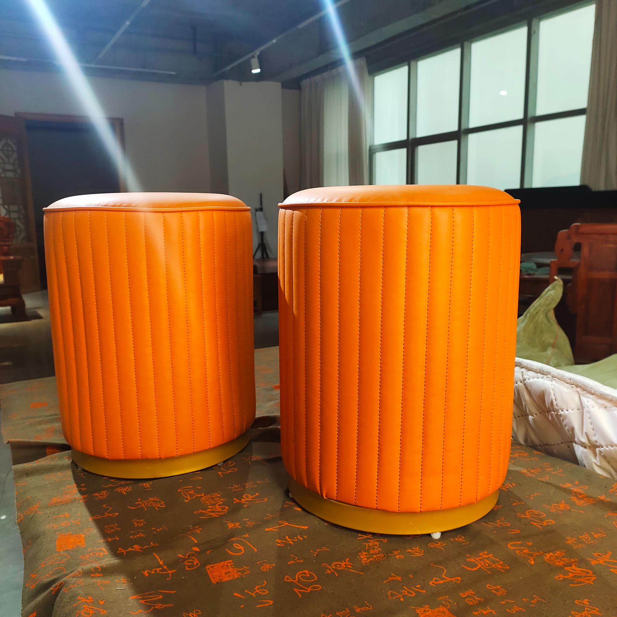 厂家直销家用金属边结识小圆凳家用客厅茶几简约矮凳