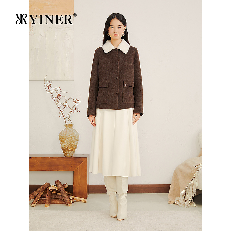 YINER音儿专选2025冬季新款复古巴恩风羊毛羊绒混纺拼接毛领外套
