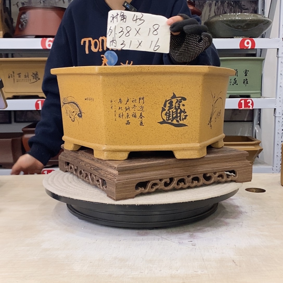 紫砂花盆紫砂花盆