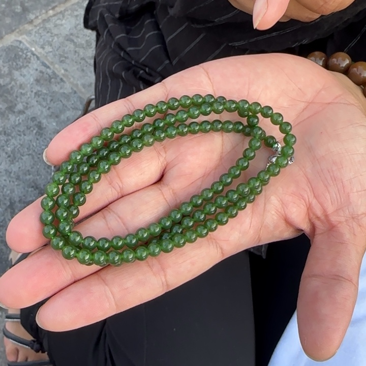 和田玉未镶嵌颈饰卡5