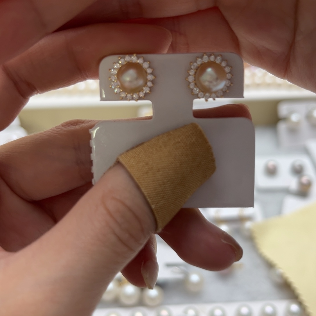 银S925镶嵌耳饰海水珍珠