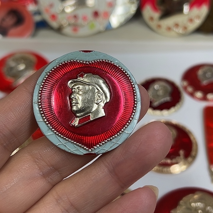 两***耳其他普通金属纪念章