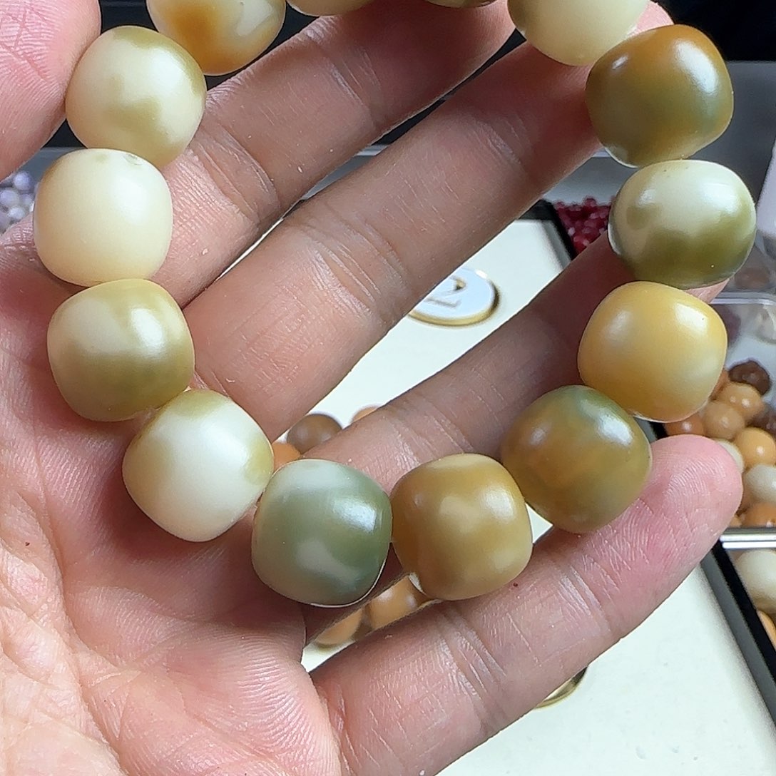 菩提根/象牙果手串龙*瑕疵手串一条