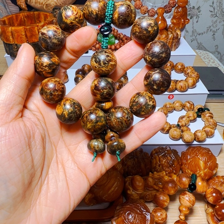 和***哥木质非金属水墨丹青手串高品