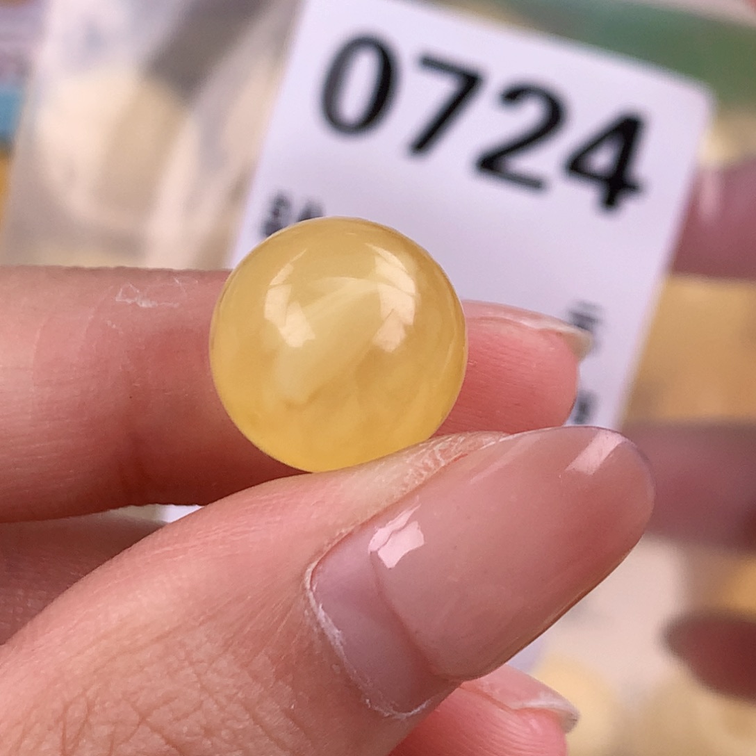 蜜蜡未镶嵌珠宝奇石13.6全品