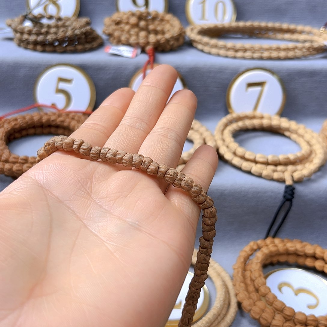 柏香籽/百香籽手串祝****弯