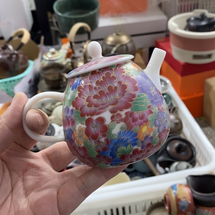 陶瓷艺术品及陶瓷制品