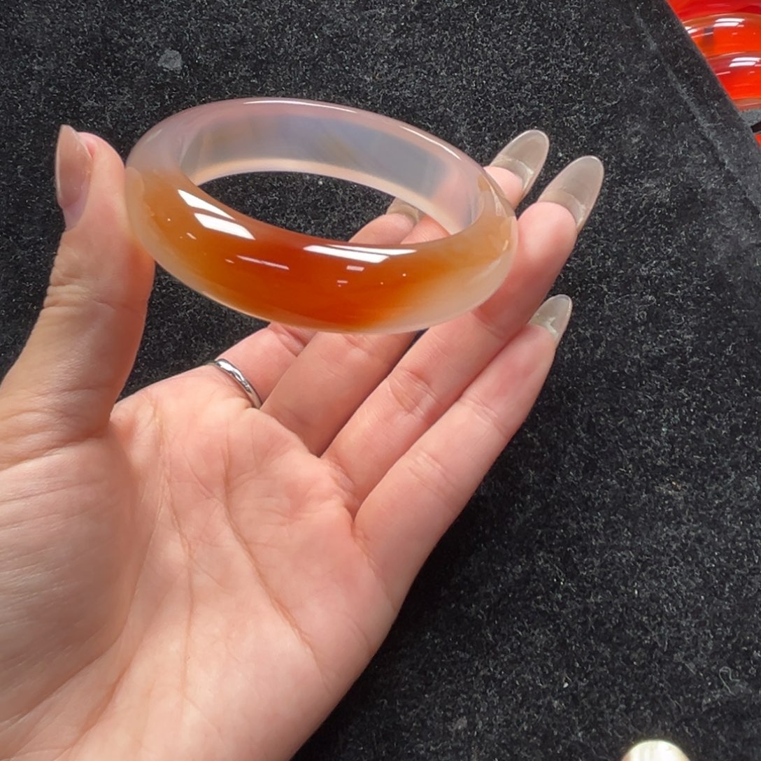 手镯玛瑙/玉髓未镶嵌