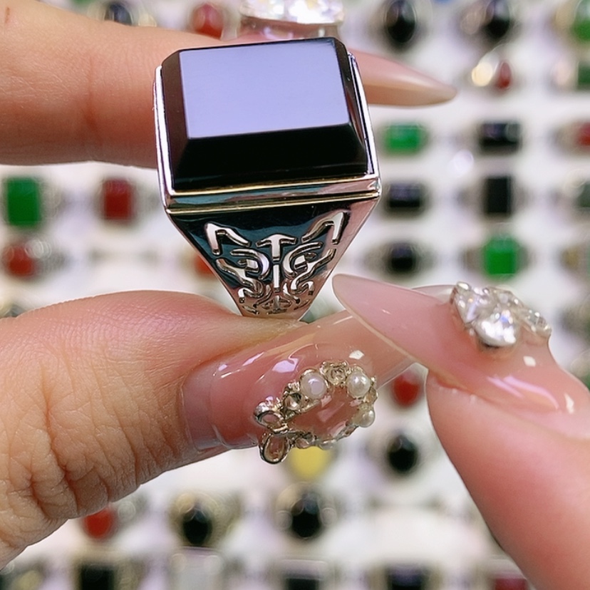 【闪购商品】银S925镶嵌戒指和田玉