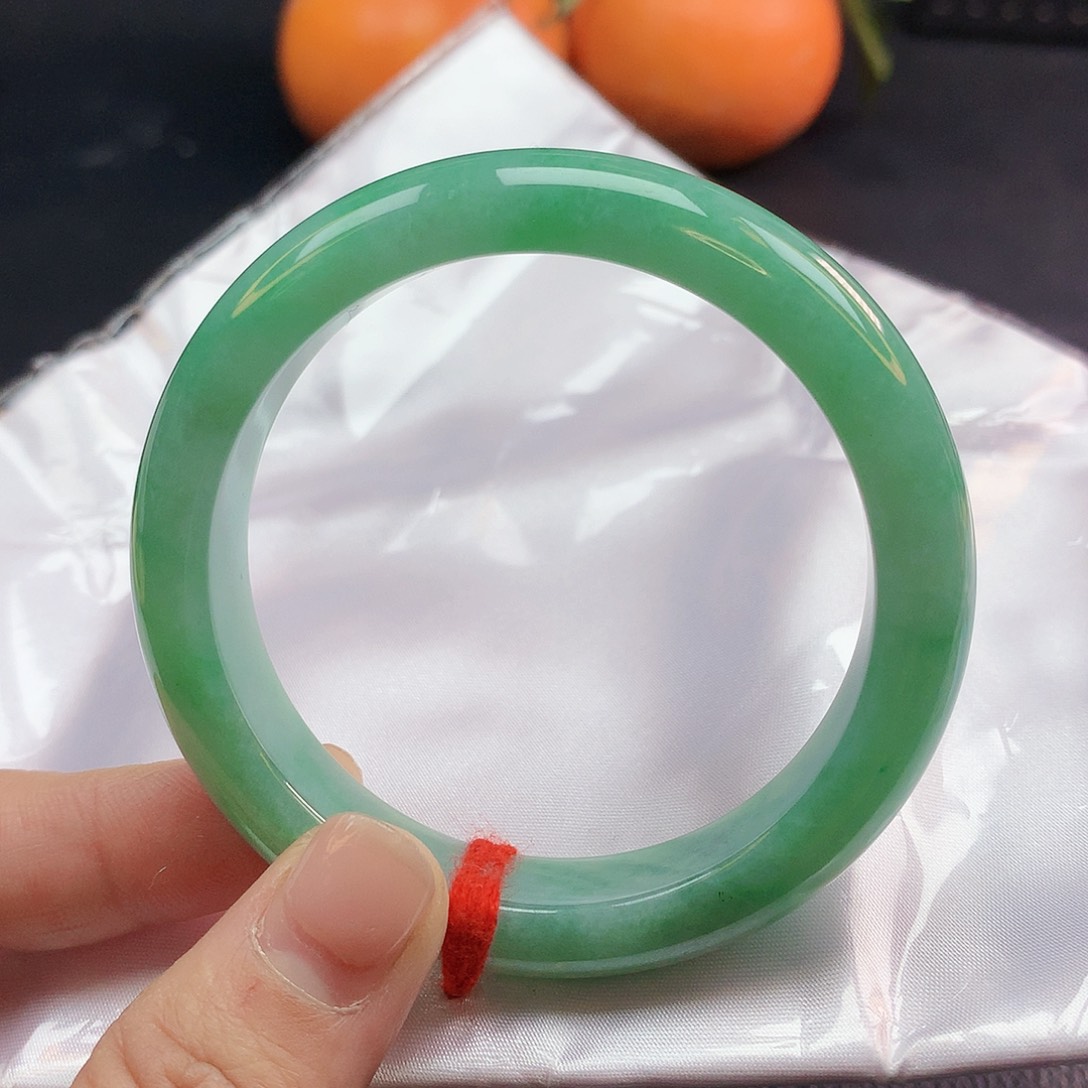 翡翠手镯未镶嵌常**心54圈2244