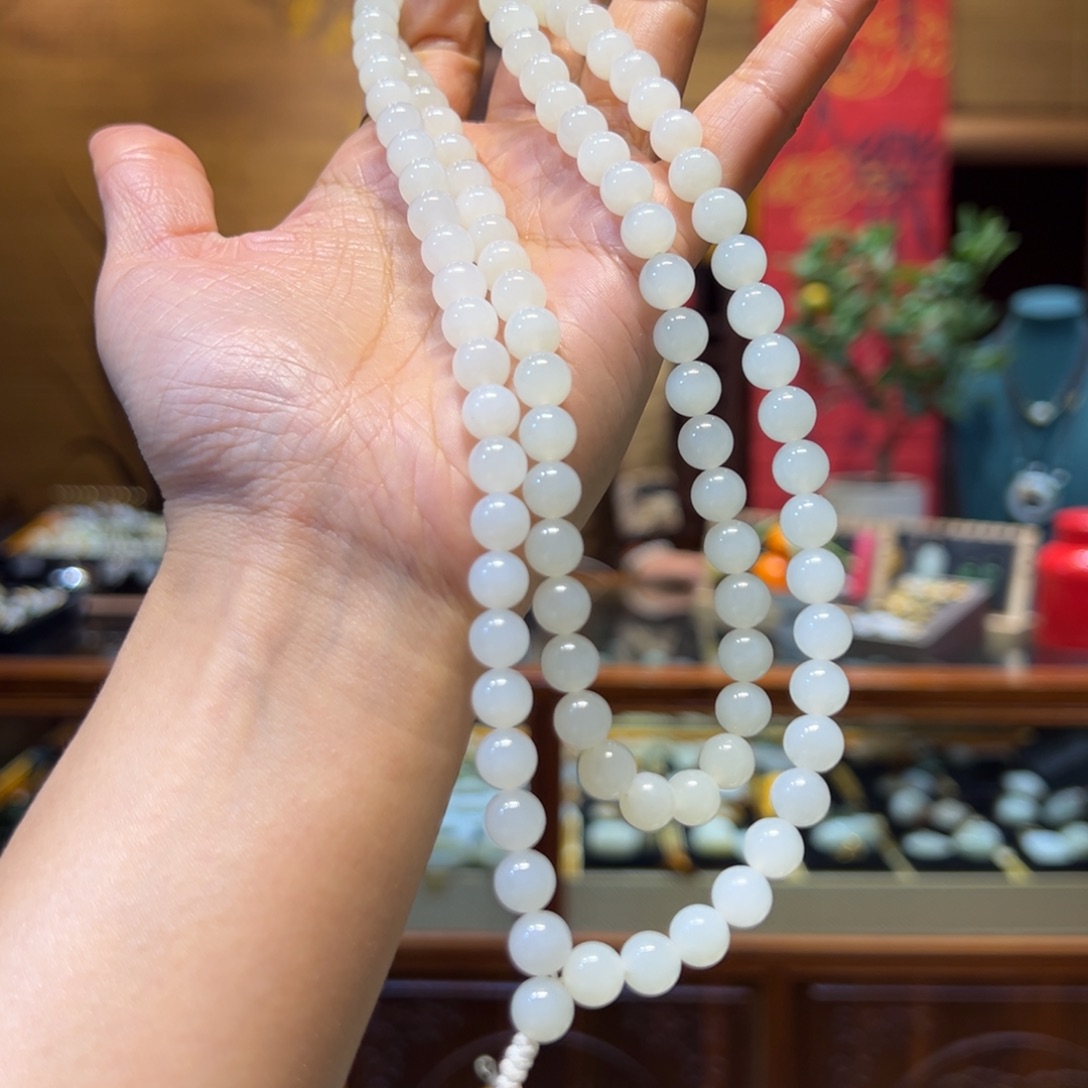 和田玉颈饰未镶嵌8