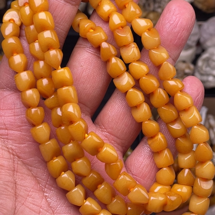 驼骨摆件人攻击样子