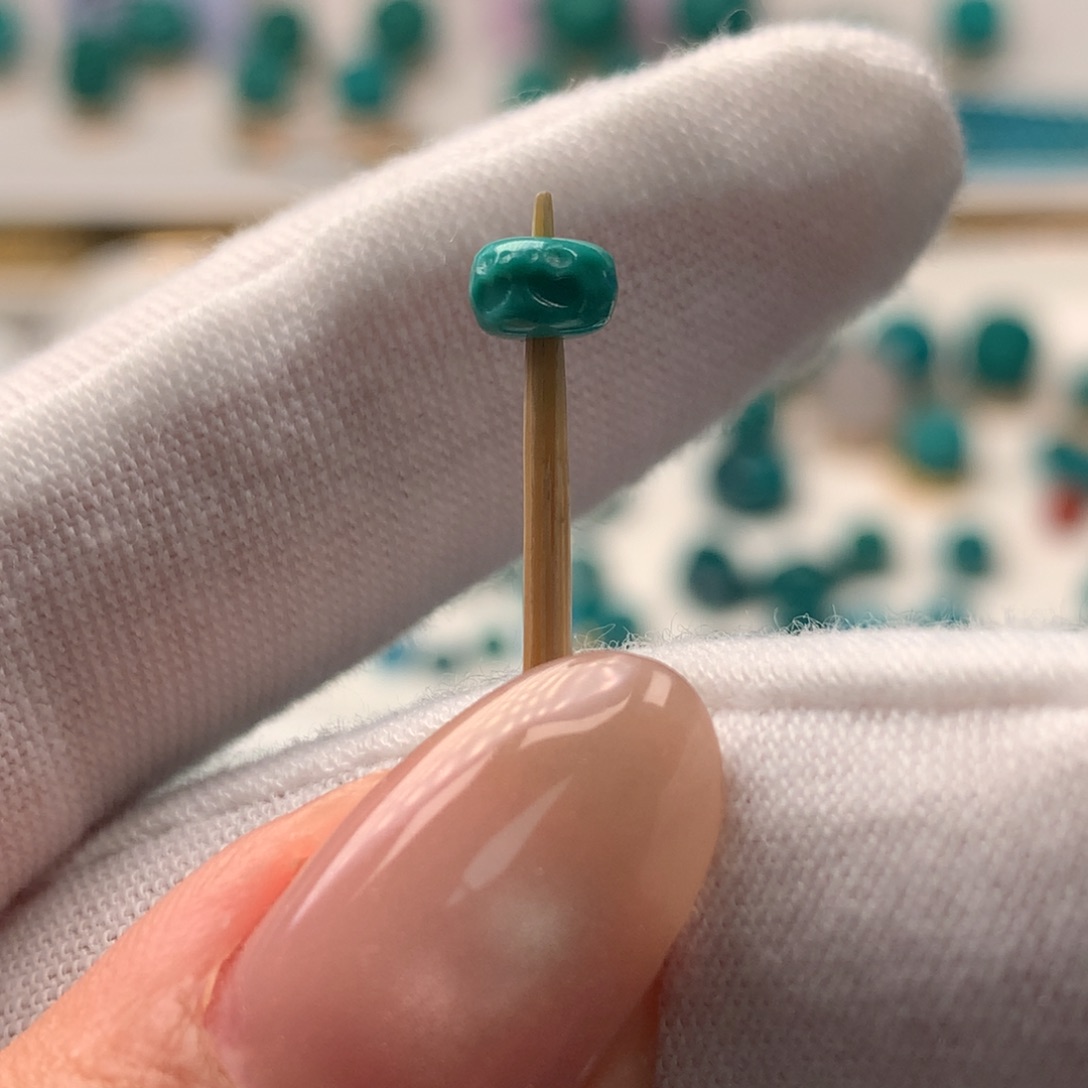 绿松石未镶嵌配饰