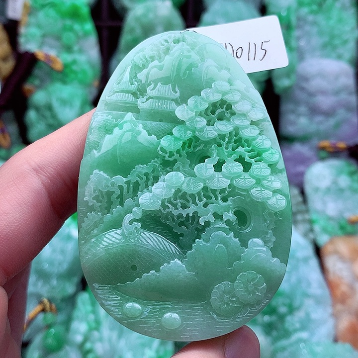 翡翠未镶嵌吊坠(不含链)