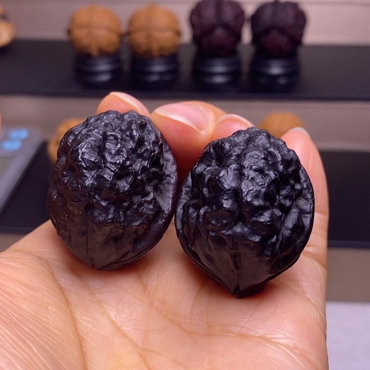 文玩核桃把件包罗万象地闷37