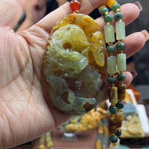 岫玉挂件未镶嵌挂件