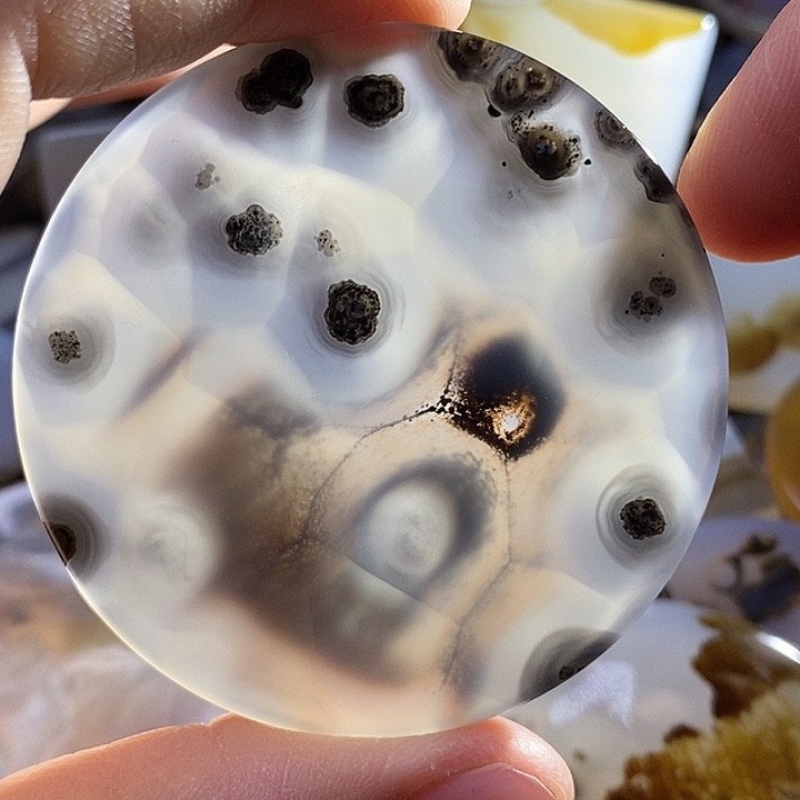 未镶嵌颈饰玛瑙/玉髓痴**罪