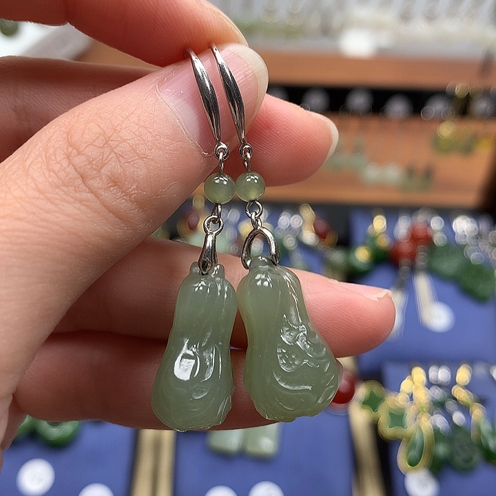 和田玉银S925镶嵌耳饰白菜21.7左右晴水绿