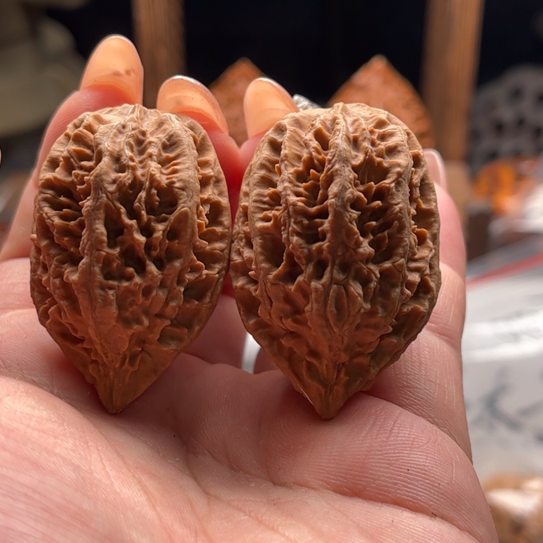 文玩核桃把件关东木子家楸大胖55