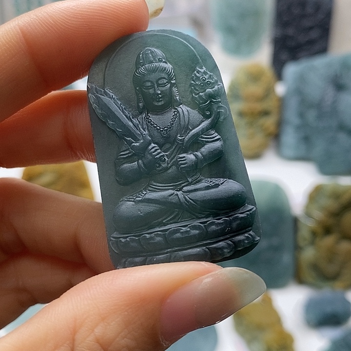 定制翡翠未镶嵌翡翠