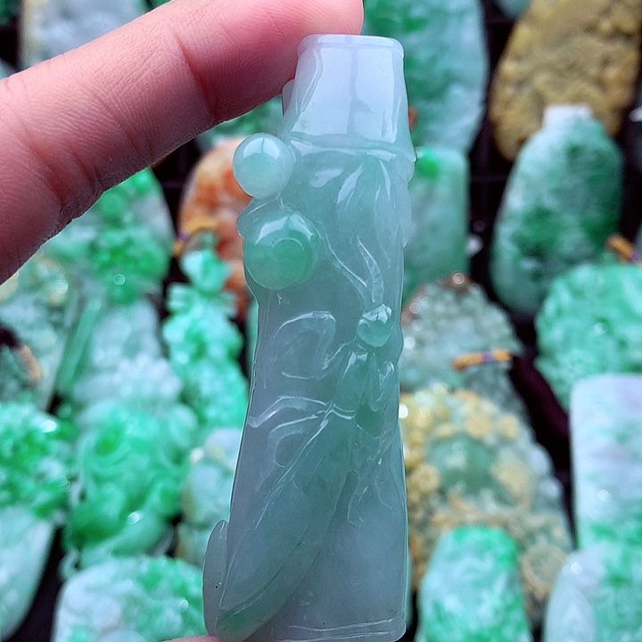 翡翠吊坠(不含链)未镶嵌