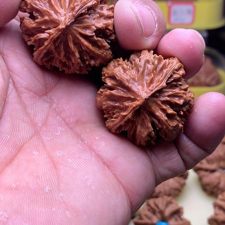 文玩核桃吊坠秦岭西瓜灯笼