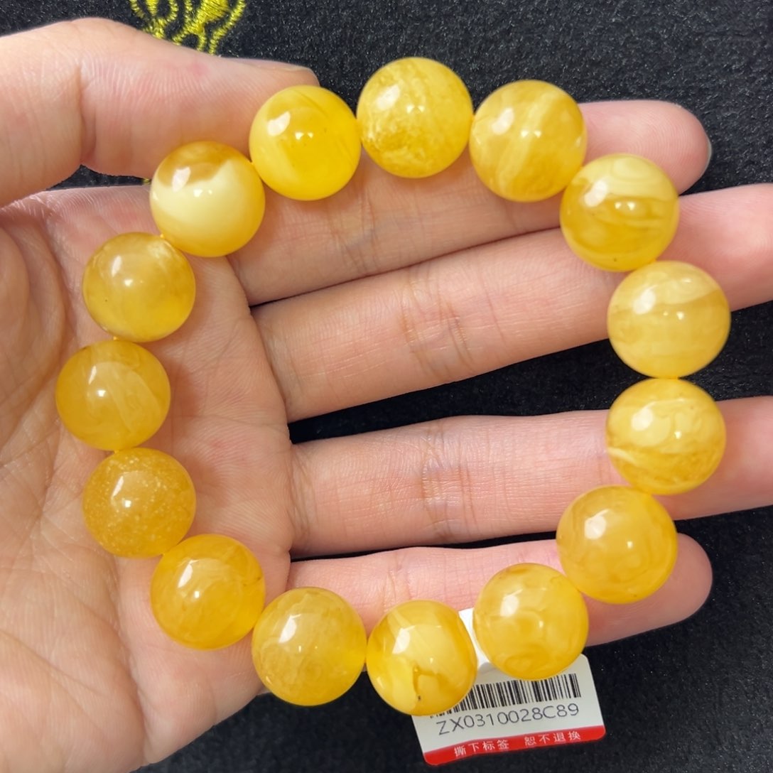 未镶嵌琥珀珠宝奇石