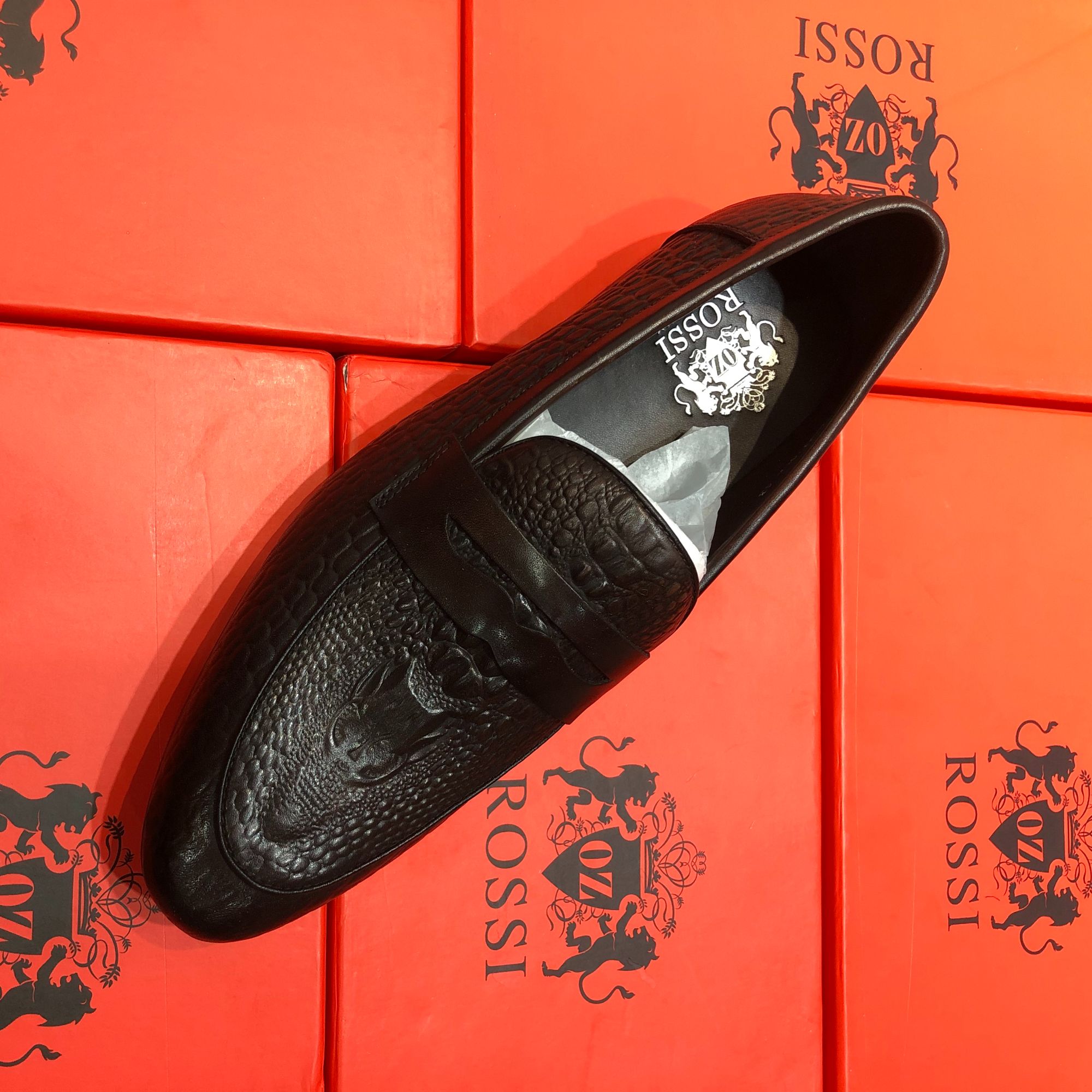 轻奢工厂断码高端大气防滑耐磨男鞋