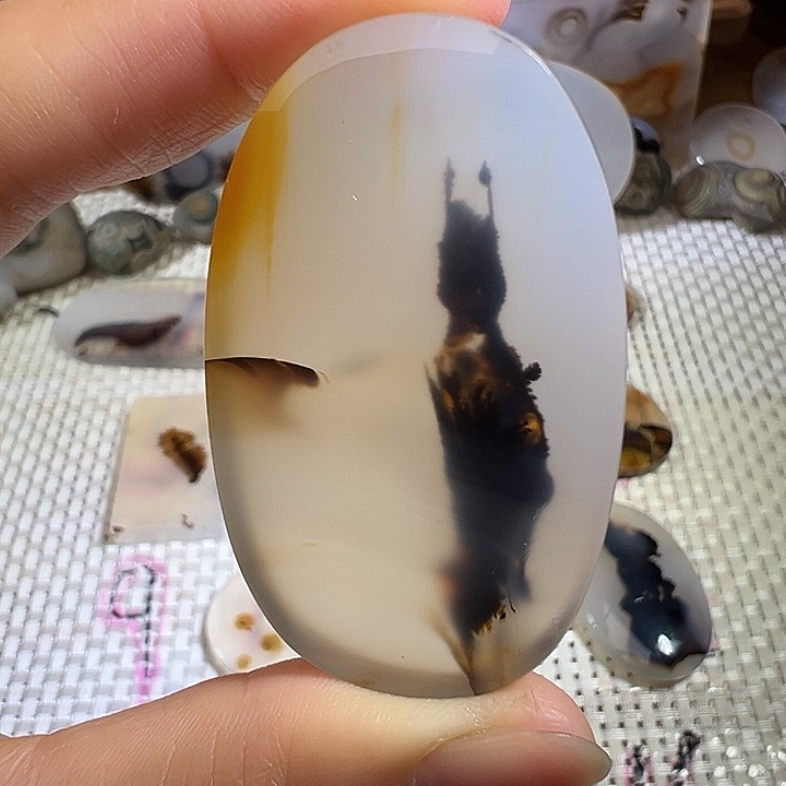 玛瑙/玉髓未镶嵌颈饰