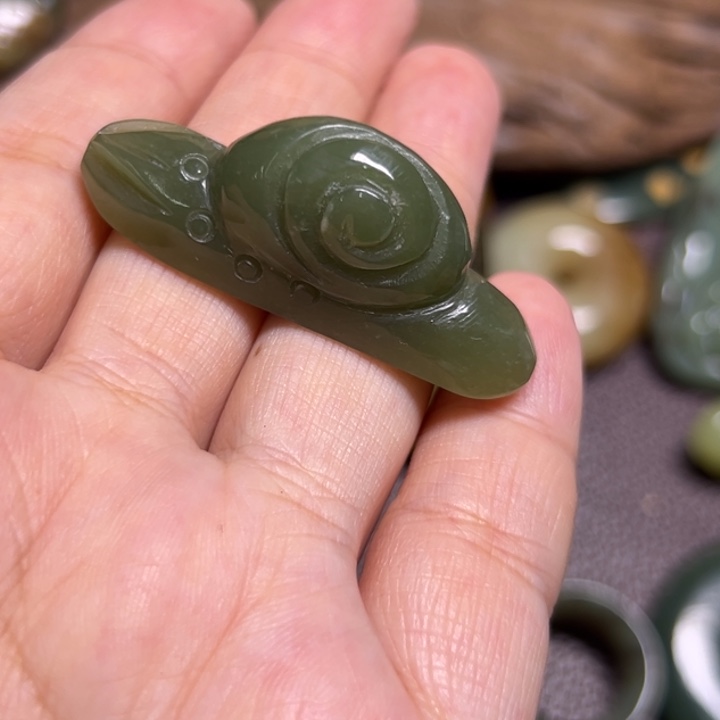 岫岩河磨玉（透闪石质玉）未镶嵌颈饰