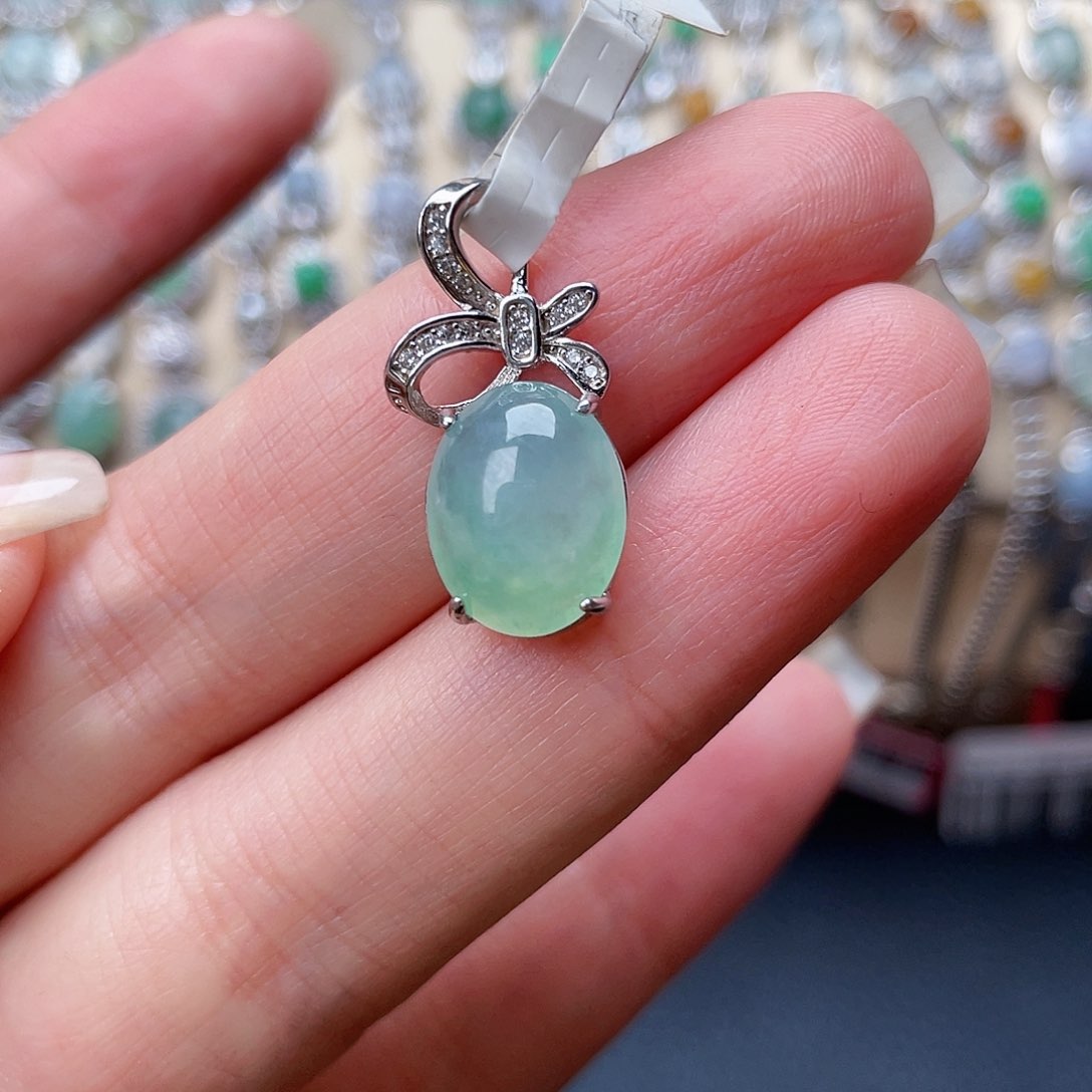 翡翠戒指未镶嵌戒指