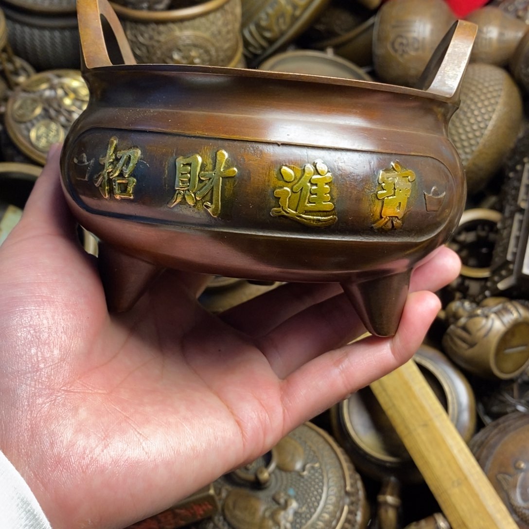 精美铜器做工精良