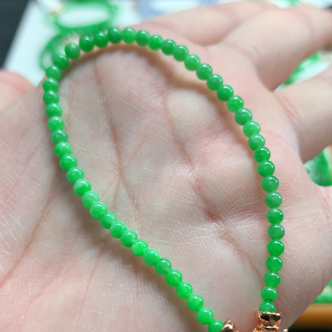 翡翠未镶嵌手链翡翠