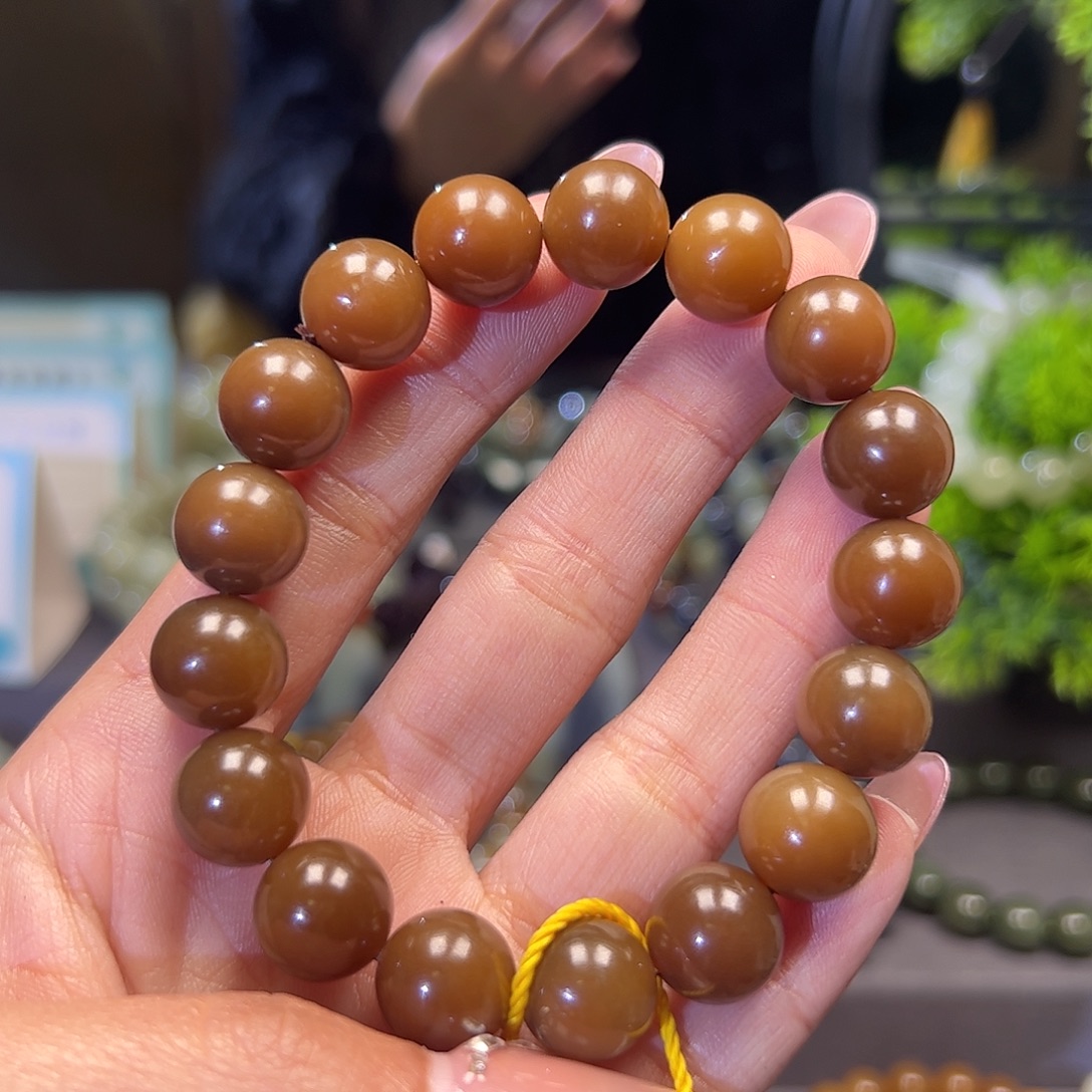 用***7和田玉未镶嵌手串