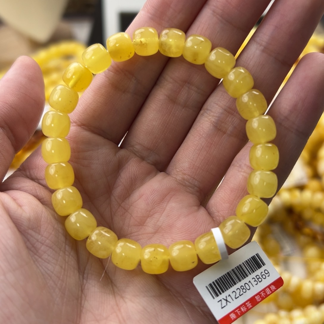 琥珀珠宝奇石未镶嵌