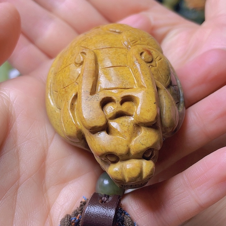 和田玉未镶嵌手把件