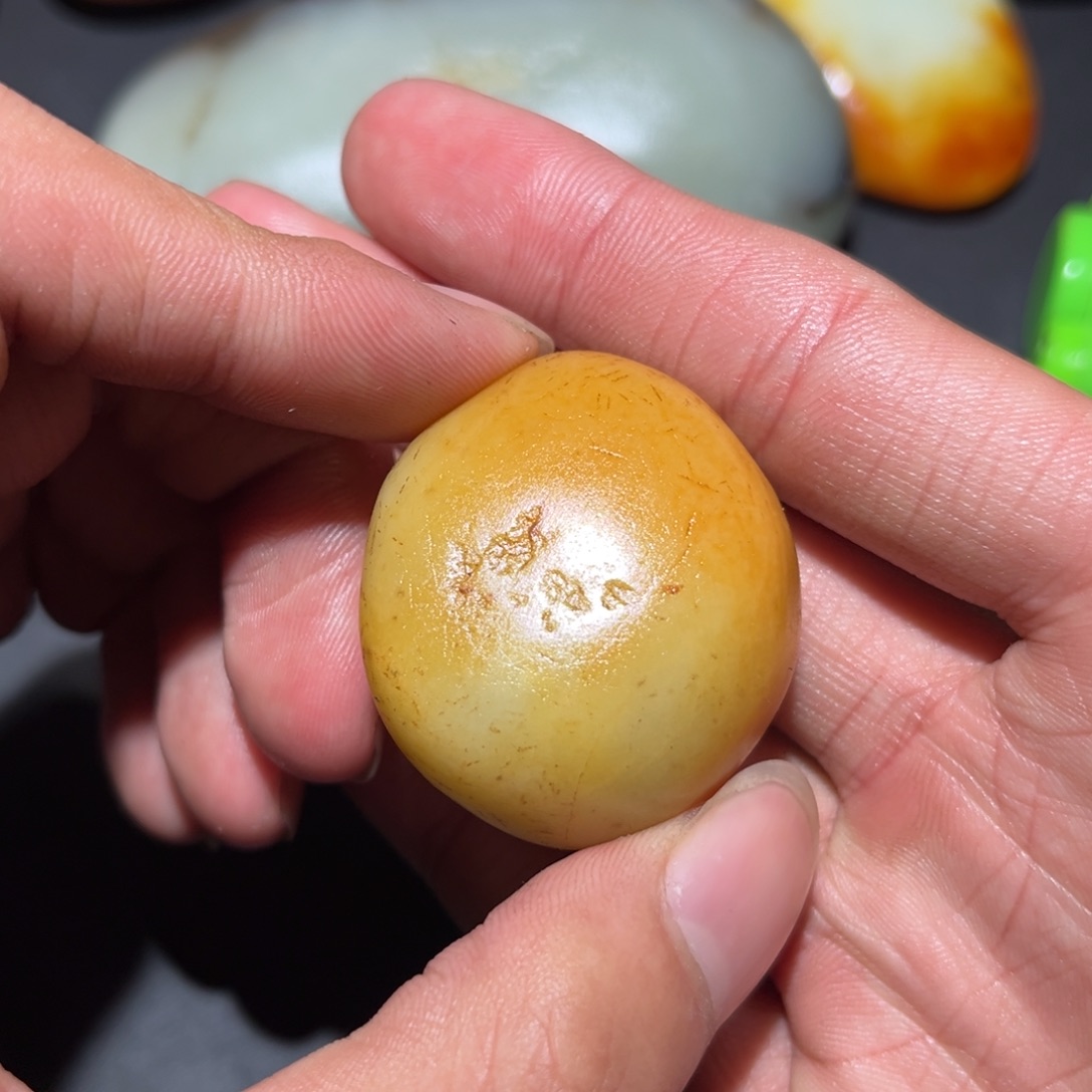 和田玉未镶嵌珠宝奇石