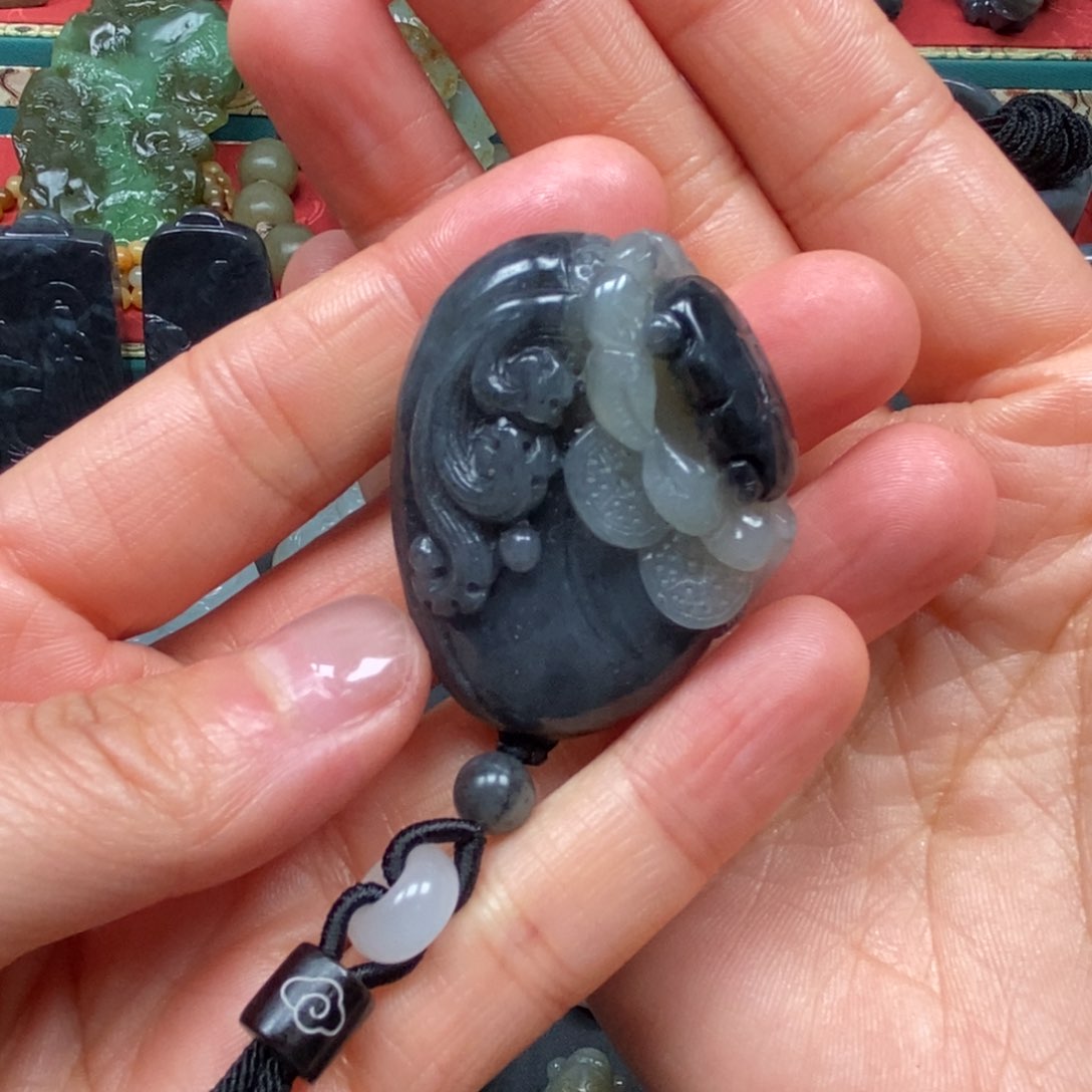 和田玉挂件未镶嵌