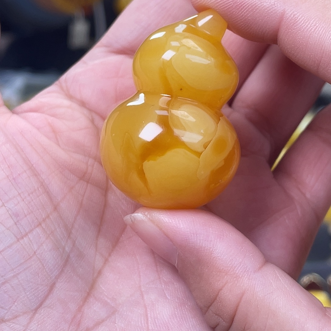 琥珀未镶嵌裸石h22