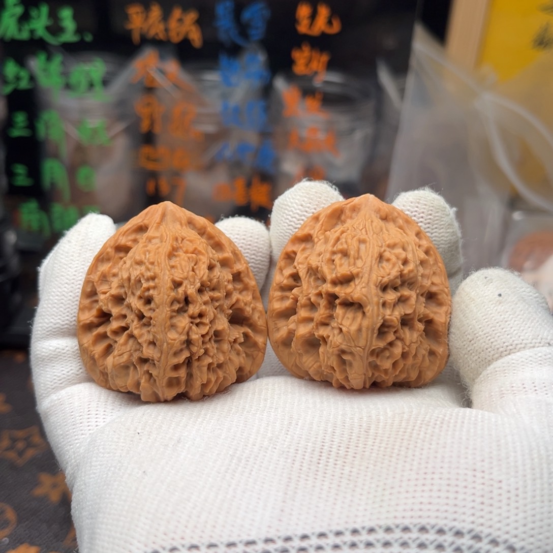 文玩核桃吊坠高炮