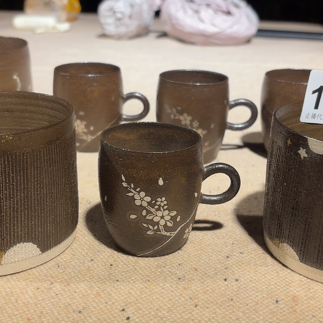 只***过单个梅花手握被小被