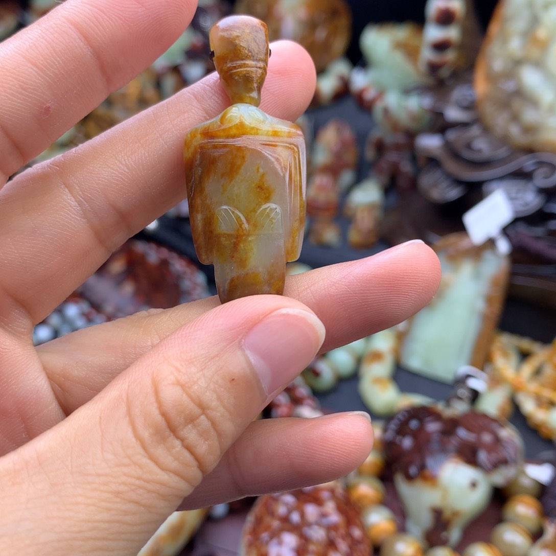 岫岩河磨玉（透闪石质玉）未镶嵌颈饰馨*