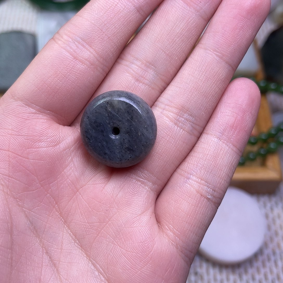 未镶嵌和田玉珠宝半成品