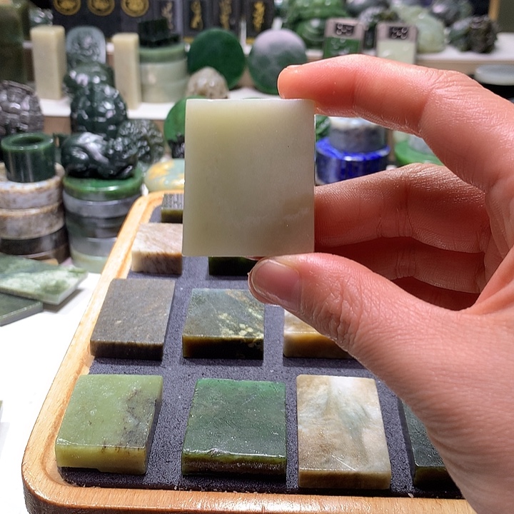 和田玉未镶嵌珠宝半成品